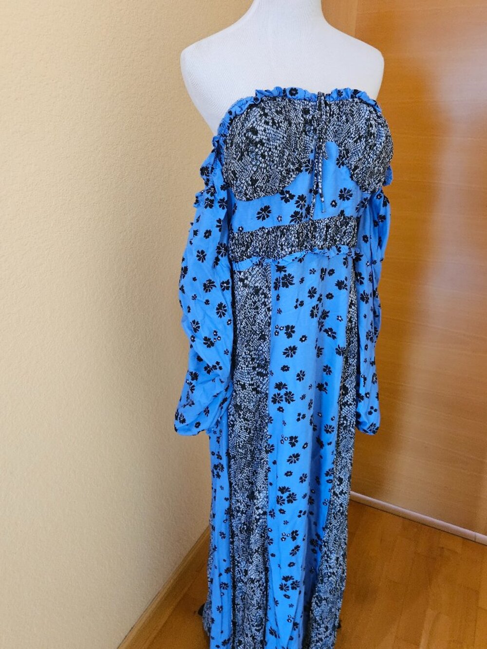 FREE PEOPLE of shoulder FLORAL dress